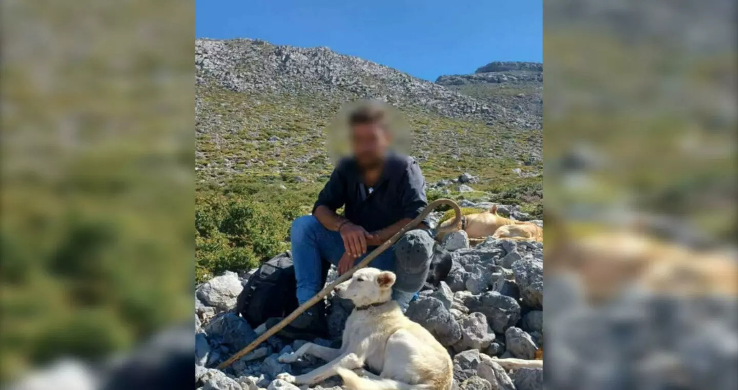 Πηγή φωτογραφίας : ertnews.gr (www.ertnews.gr/perifereiakoi-stathmoi/iraklio/nekros-apo-filia-sfaira-oplou-se-glenti-32xronos-sto-oropedio-katharou-lasithiou)